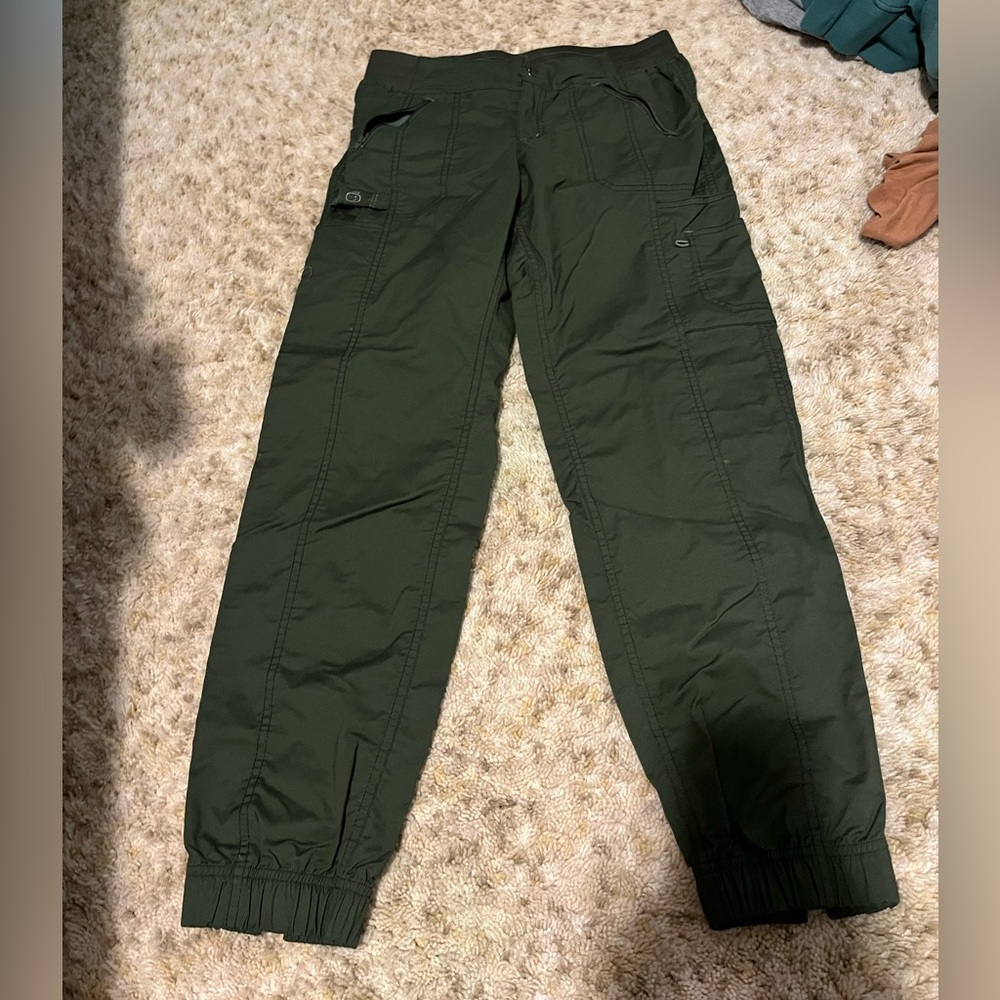 Olive green, wink wonder, flex medium, cargo, utility jogger, scrub pants